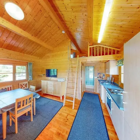 Ferienblockhaus 1 *